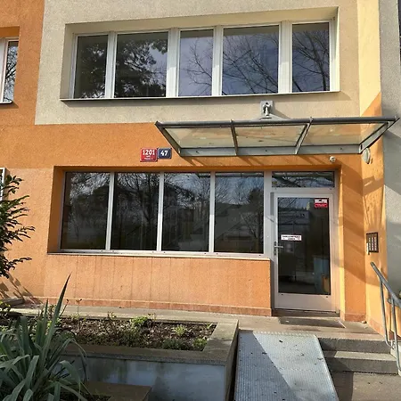 Hoa - Metro Station Pankrac Apartment Prague